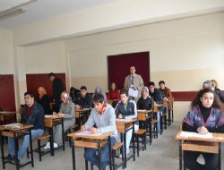 AÇIK ÖĞRETİM LİSESİ SINAVLARI ALAPLI DA İLKEZ YAPILDI